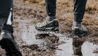 De On Cloudventure Waterproof is een lichte, stabiele en sportief ogende wandelschoen