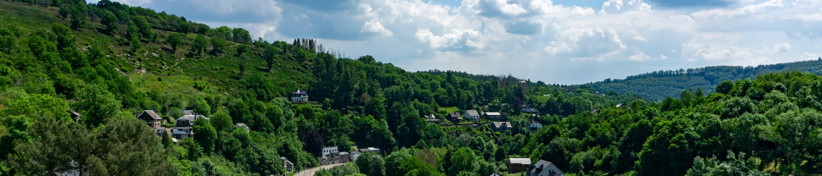 een dorpje in de belgische ardennen