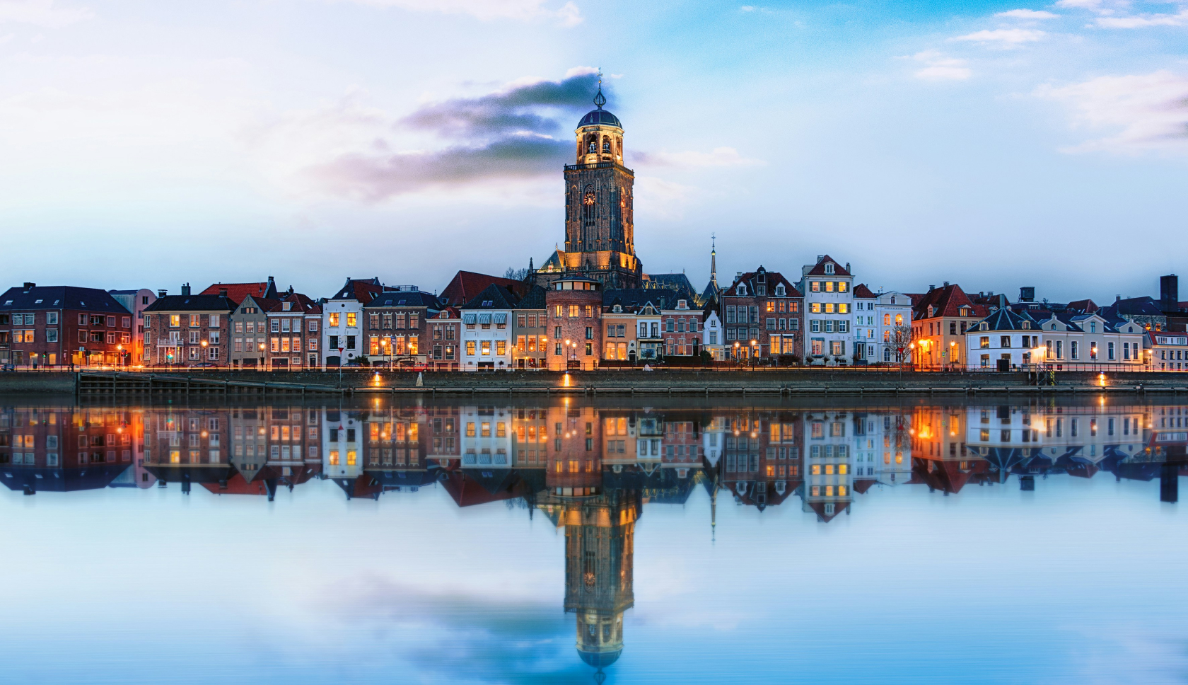 De grachten van Amsterdam zijn te voet goed te ontdekken