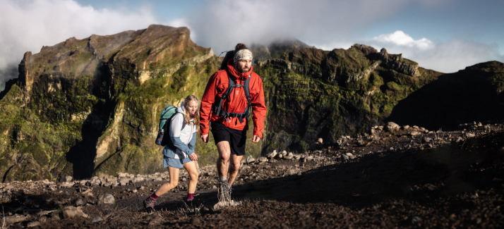 Wandelen, hiking en trekking: wat is het verschil?